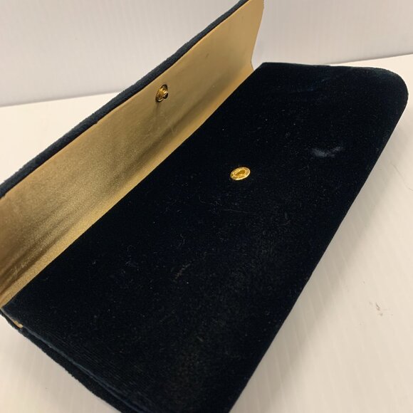 Victoria Secret black velvet clutch purse. - Picture 7 of 9